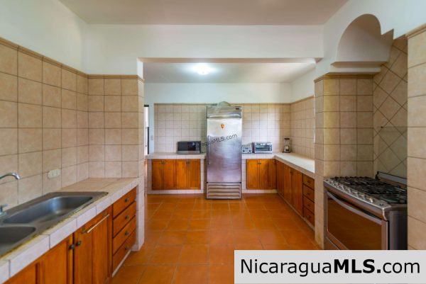 Beautiful home in La Talanguera - Image 10