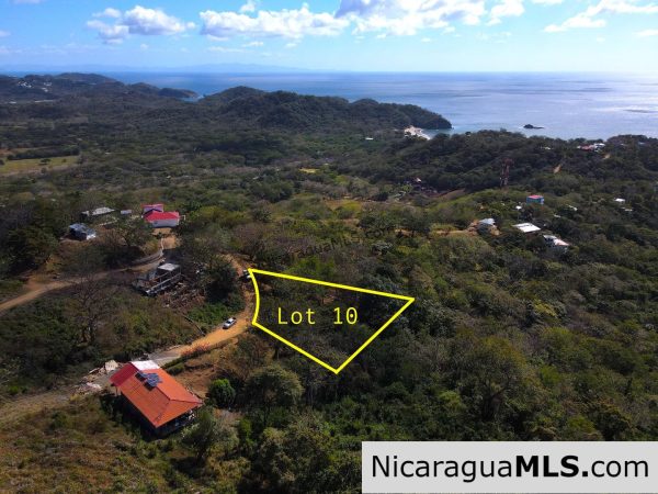 Vista Cinco Bahias lot 10 at Playa Maderas, north of San Juan del Sur - Image 2