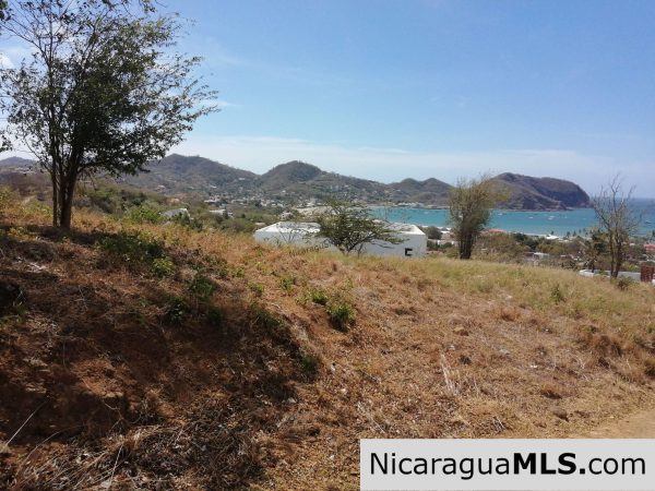 Build your dream vacation home right here! - Image 7
