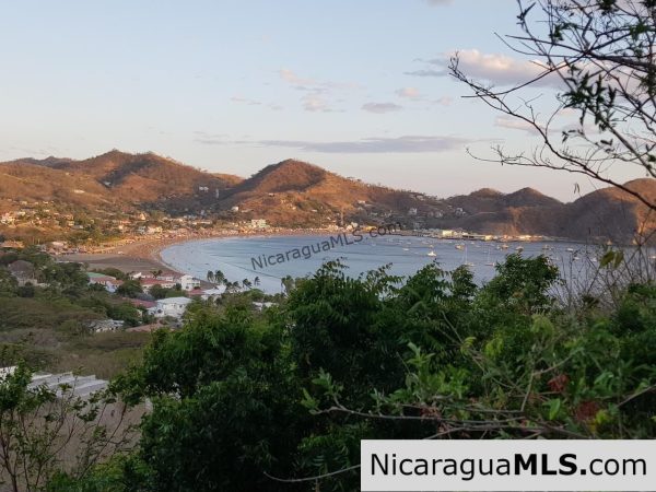 1,700 M2 Lot available in development Pacific Marlin San Juan del Sur. Nicaragua - Image 4