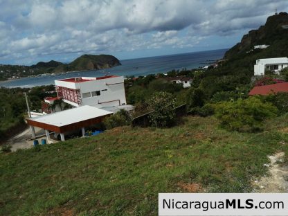 Ocean view lot in Lomas de San Juan