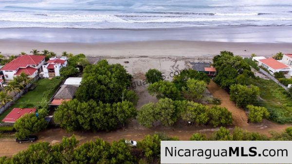 Beachfront Land at Playa Guasacate in Nicaragua - Image 3