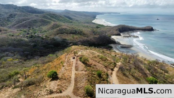 Oceanfront lots in Playa Remanso - Image 7