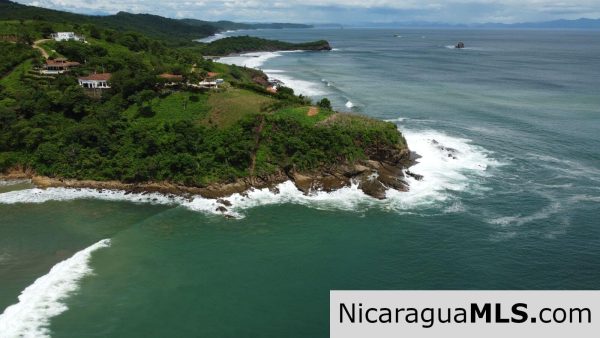 Oceanfront lots in Playa Remanso - Image 10
