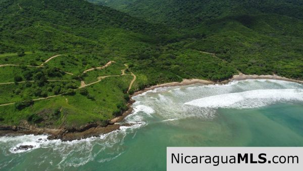 Oceanfront lots in Playa Remanso - Image 13