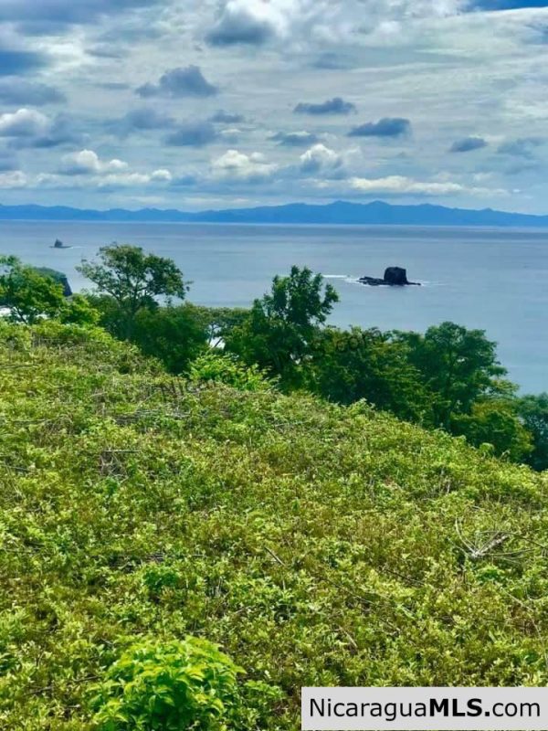 Premium Lots in Playa Remanso, San Juan del Sur - Image 5