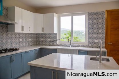 Casa Tranquila in the exclusive gated community of Malibu
