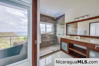 Duplex House in Malibu San Juan del Sur.