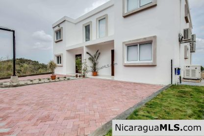Duplex House in Malibu San Juan del Sur.