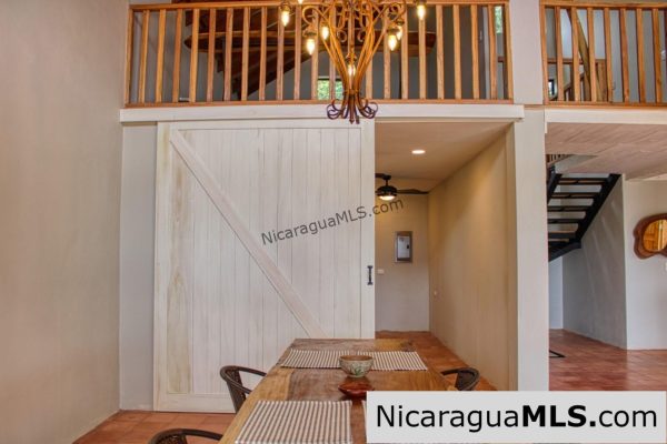 Stunning Ocean Views Beautiful Move in Ready 3+bedroom - Image 10