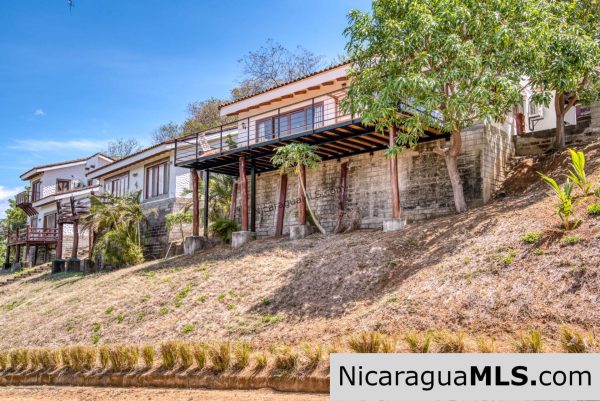Charming House in Residencial Montemar - Image 16