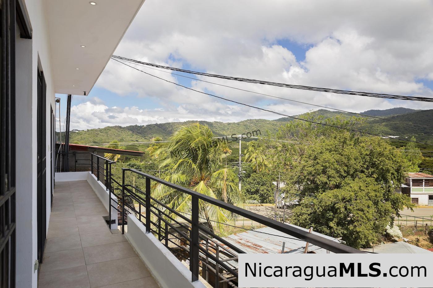 Multiunit Apartment Building Investment Opportunity - Image 2