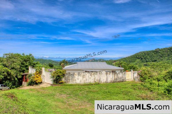Panoramic View Estate 3 bed house 8.5 Acres in El Oro