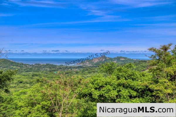 Panoramic View Estate 3 bed house 8.5 Acres in El Oro - Image 3