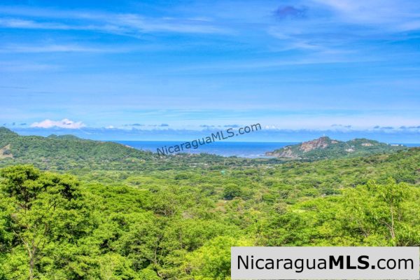 Panoramic View Estate 3 bed house 8.5 Acres in El Oro - Image 4