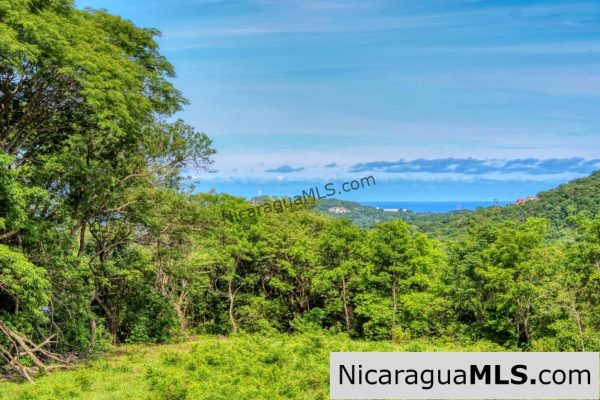 Panoramic View Estate 3 bed house 8.5 Acres in El Oro - Image 5
