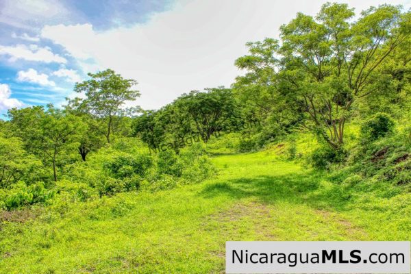 Panoramic View Estate 3 bed house 8.5 Acres in El Oro - Image 11