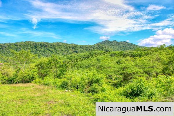 Panoramic View Estate 3 bed house 8.5 Acres in El Oro - Image 13