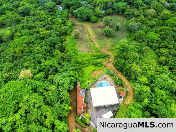 Panoramic View Estate 3 bed house 8.5 Acres in El Oro - Image 17
