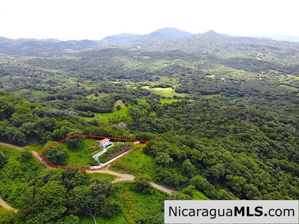 Ocean view studio overlooking Playa Maderas - Image 5