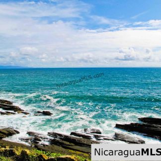 Oceanfront Lot Less than 5 Minutes from San Juan del Sur