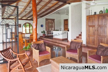 Views of Nacascolo