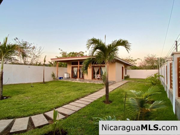 Modern Two Bedrooms Home in Las Delicias San Juan del Sur
