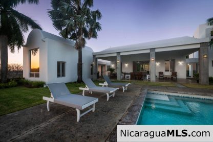 Casa Paulina a luxury home at Lomas de San Juan