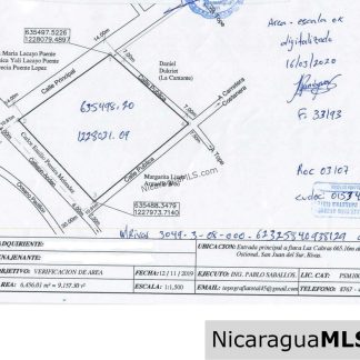 Wonderful beachfront lot in the picturesque El Ostional community.