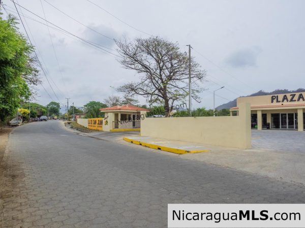 Plaza San Juan 4 Unit Commercial Building for Sale in Las Delicias - Image 3
