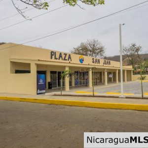 Plaza San Juan 4 Unit Commercial Building for Sale in Las Delicias