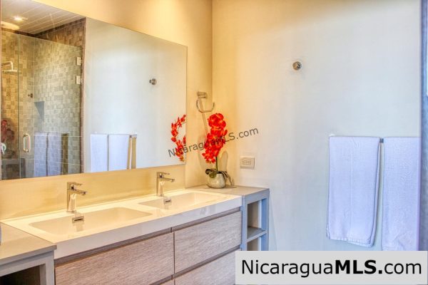 La Santa Maria El Sol #5 Three Bedroom Condo - Image 11