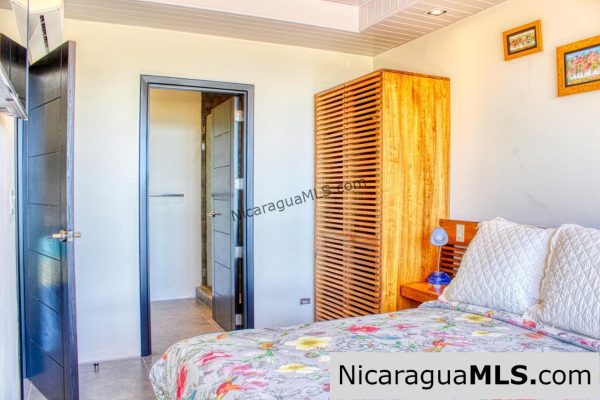 La Santa Maria El Sol #5 Three Bedroom Condo - Image 9