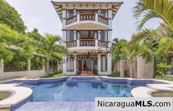 Beachfront Villa at Playa Marsella San Juan del Sur - Image 2