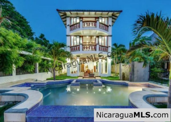 Beachfront Villa at Playa Marsella San Juan del Sur - Image 6