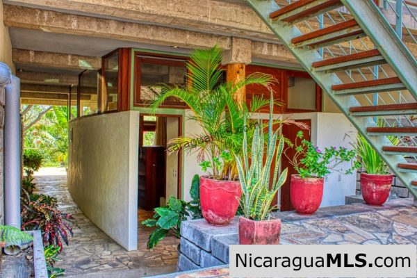 Talanguera Townhomes #101 Studio Apartment - Image 13