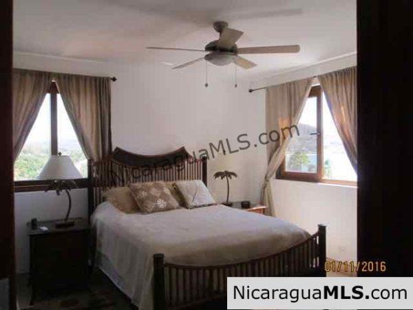 Beachfront Luxury Condominium San Juan del Sur - Image 9