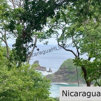 Lots in Las Terrazas de Playa Maderas.