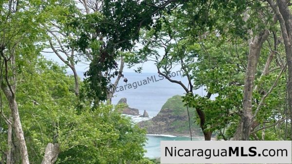 Lots in Las Terrazas de Playa Maderas.