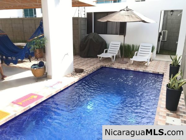 Townhouse in Colinas de Miramar - Image 12