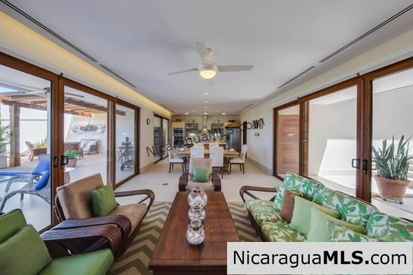 Villa 8 Verdemar, a luxurious two-story, 4-bedroom villa with an annex bungalow at the Guacalito Island Resort. Tola, Nicaragua. - Image 9
