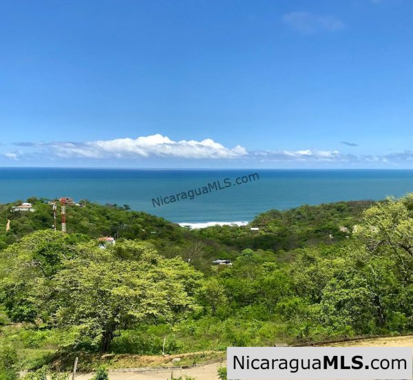 Ocean view studio overlooking Playa Maderas - Image 16