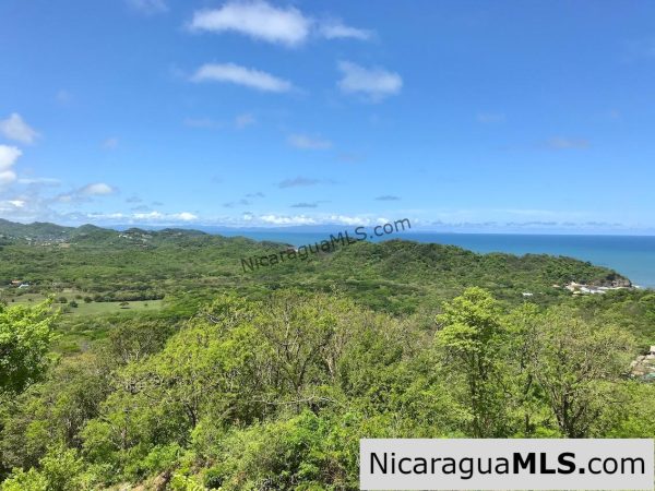 Ocean view studio overlooking Playa Maderas - Image 18