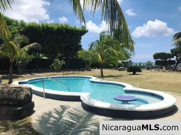 Beach Front House in Playa Marsella - Image 7