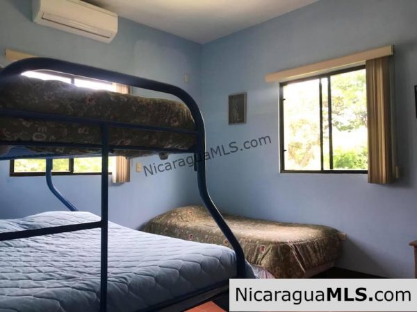 Beach Front House in Playa Marsella - Image 13