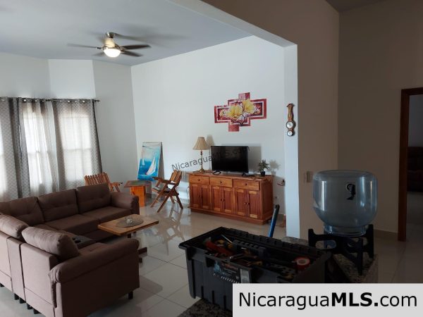 For Rent Beautiful 3Beds 3Baths House in Little Bavaria - Image 7