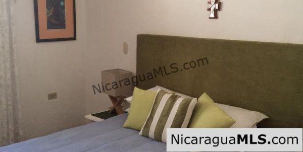 Large Apartment in Town Across the Beach - Image 20