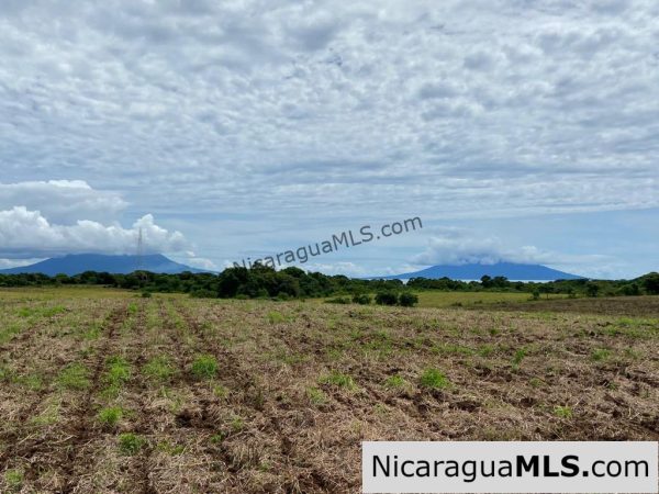 71 acres at Lake Cocibolca - Image 3