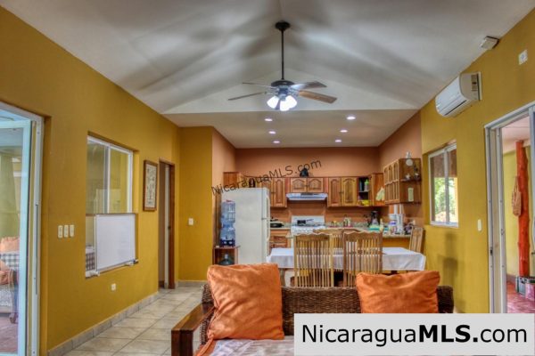 Playa Yankee Oceanview 3 Bedroom Home - Image 11