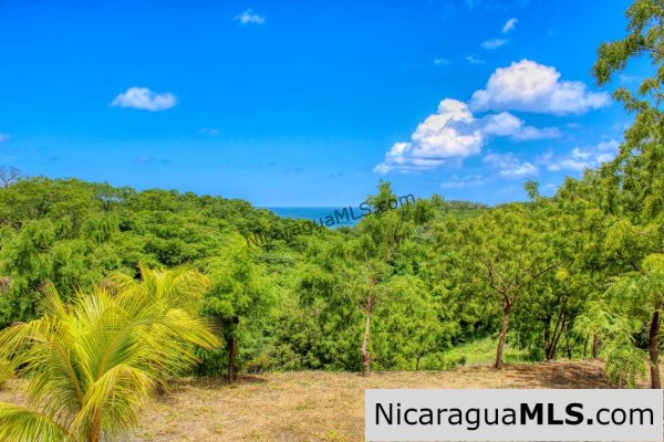 Playa Yankee Oceanview 3 Bedroom Home